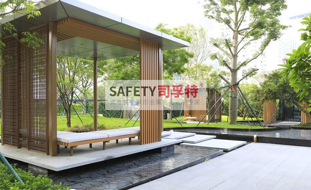 庭院景觀設(shè)計(jì):精制不銹鋼(鋁藝)涼亭搭配智能遮陽(yáng)(圖1) 庭院景觀設(shè)計(jì):精制不銹鋼(鋁藝)涼亭搭配智能遮陽(yáng)(圖1)